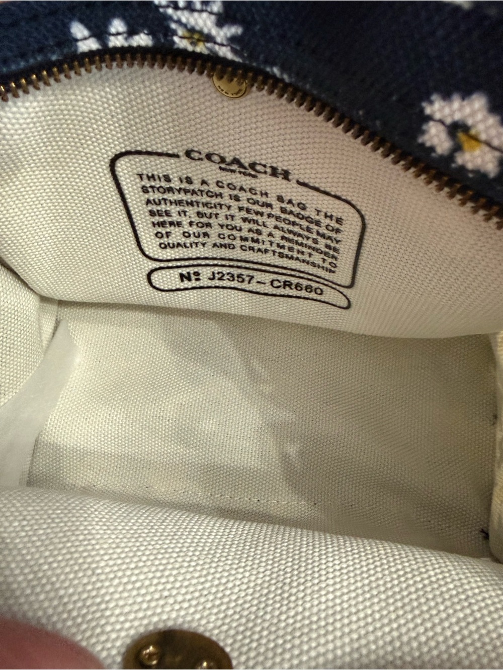Coach Black and White Daisy Canvas Medium tote with crossbody strap - Picture 3 of 3